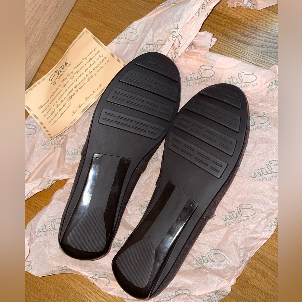 Shoes - Picture 6 of 10